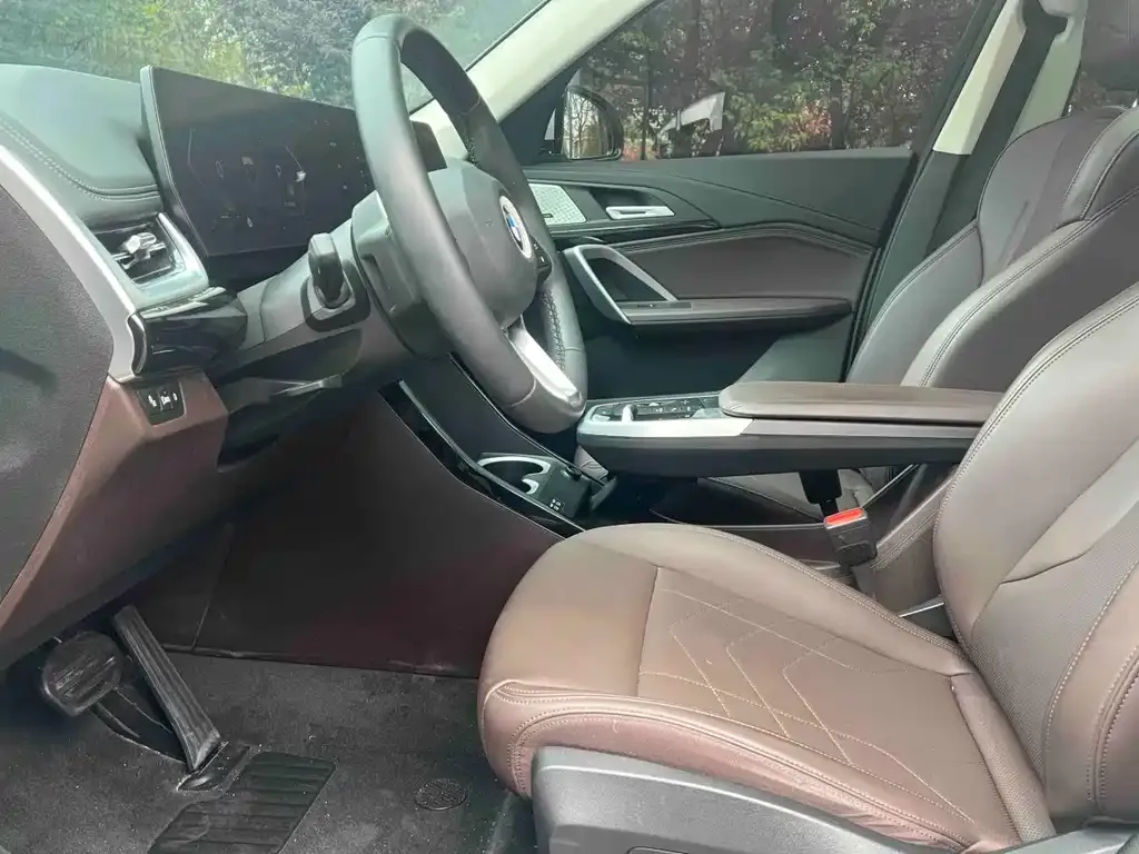 BMW X1 2024 из CN, фото 3