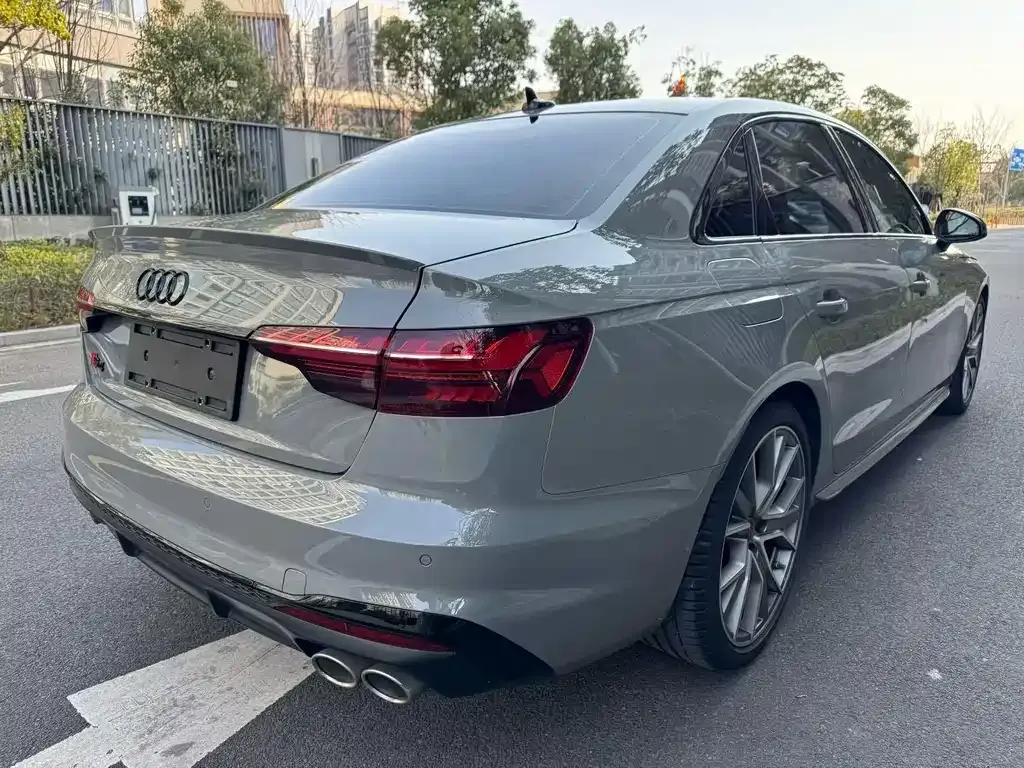 Audi S4 2021 из CN, фото 8