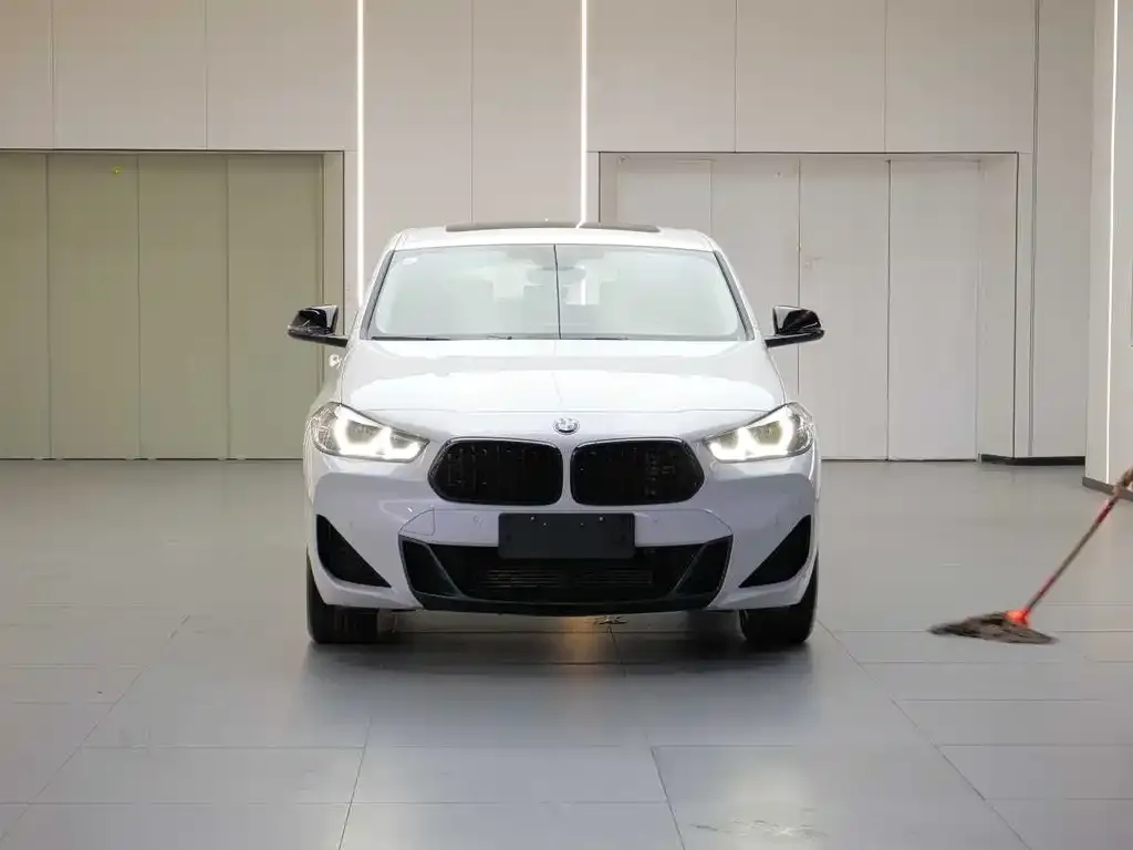 BMW X2 — фото 10