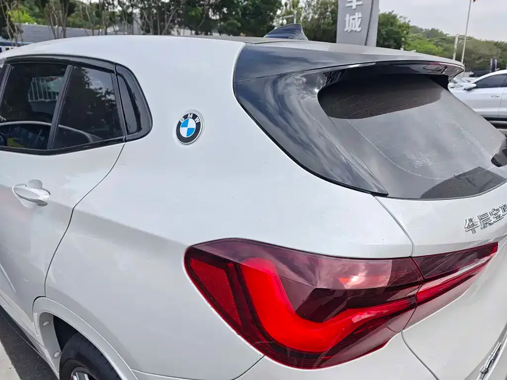 BMW X2 — фото 8