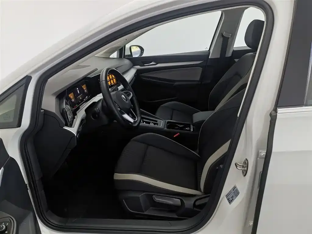 Volkswagen Golf 2021 из CN, фото 9