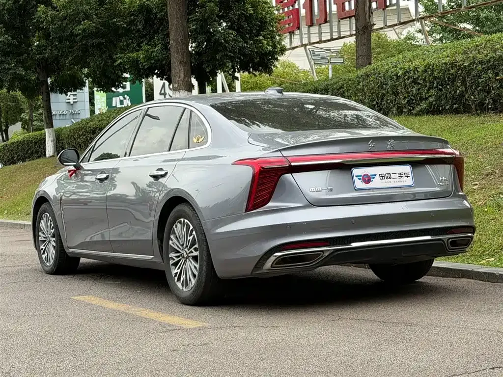 Hongqi H5 — фото 10
