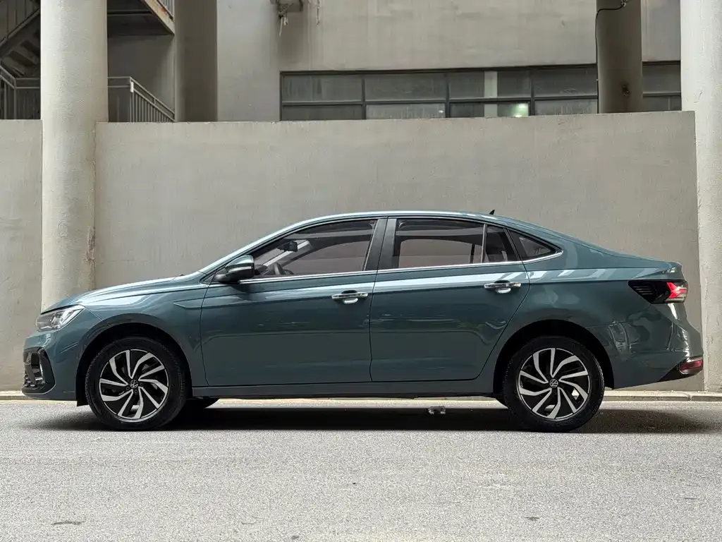 Volkswagen Lavida 2023 из CN, фото 7