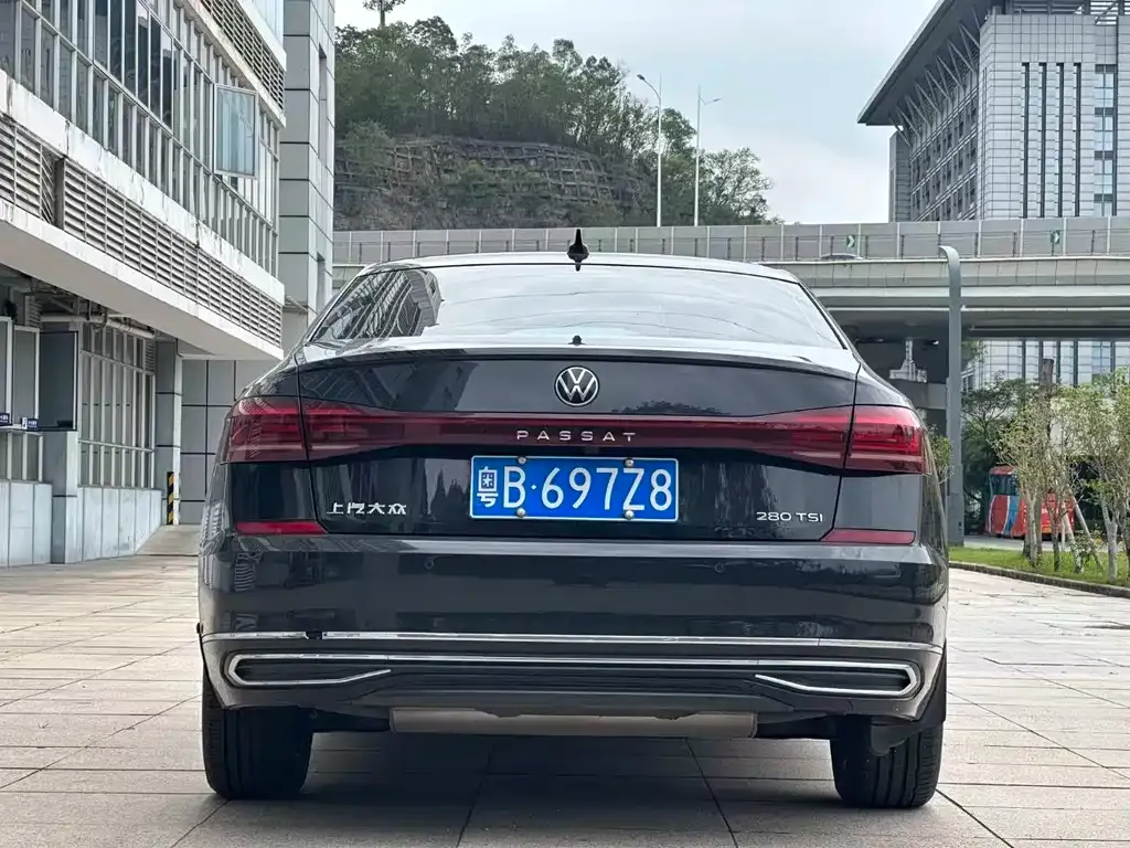 Volkswagen Passat — фото 3