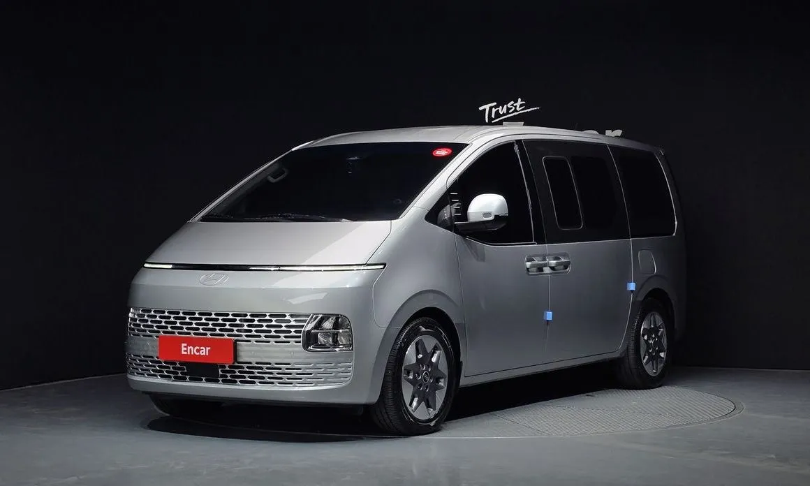 Hyundai Staria 2025 из KR, фото 1