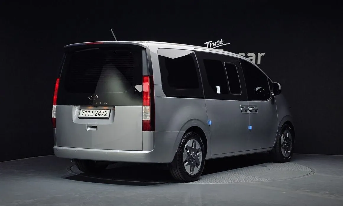 Hyundai Staria 2025 из KR, фото 3