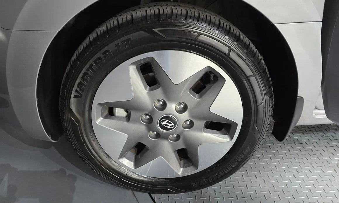 Hyundai Staria 2025 из KR, фото 10