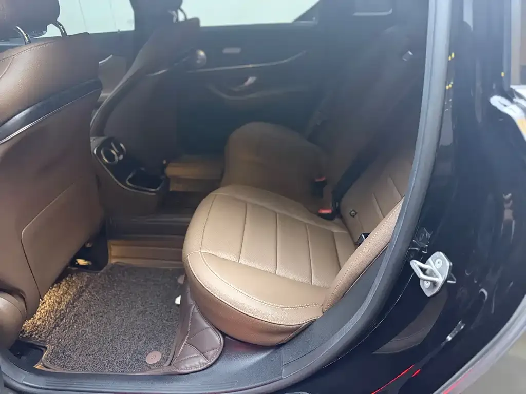 Mercedes-Benz E-Class 2022 из CN, фото 2