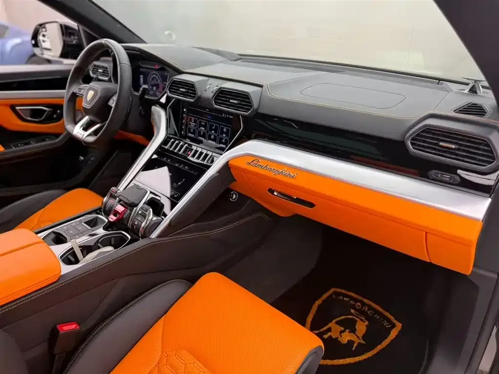 Lamborghini Urus — фото 8