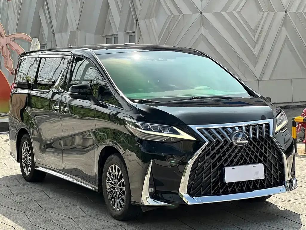 Lexus LM 2023 из CN, фото 3