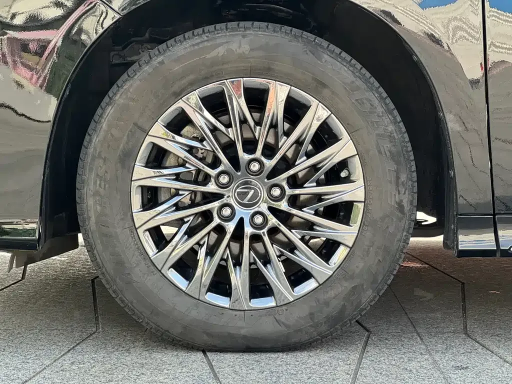 Lexus LM 2023 из CN, фото 10