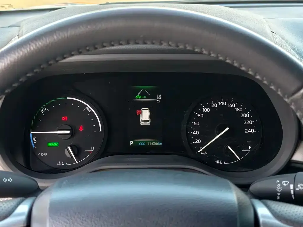 Toyota Sienna — фото 2