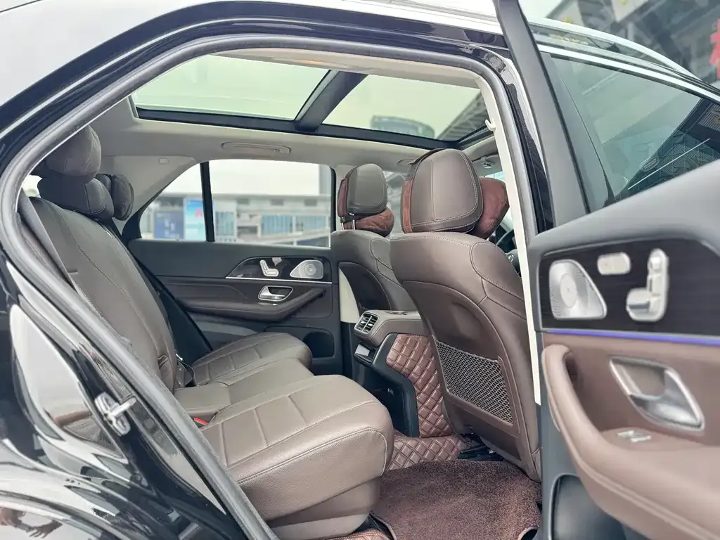 Mercedes-Benz GLE 2023 из CN, фото 3