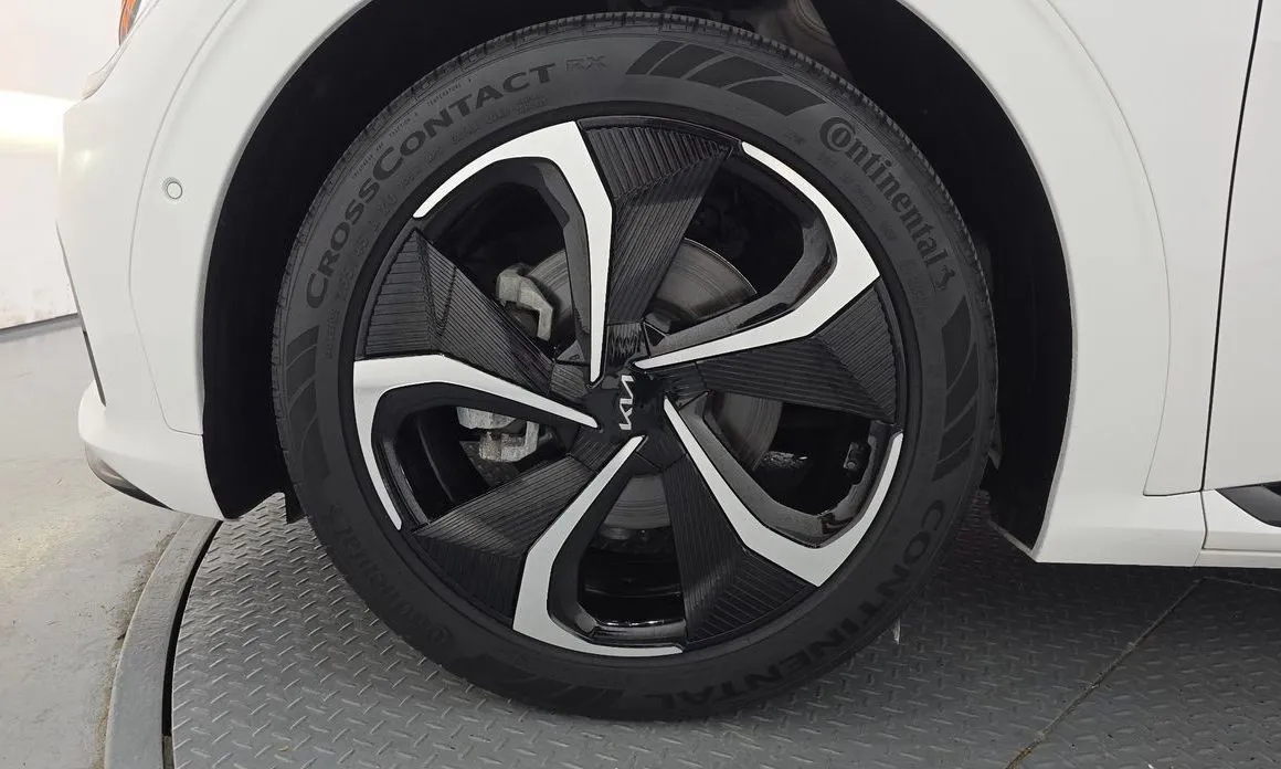 Kia EV6 2023 из KR, фото 6
