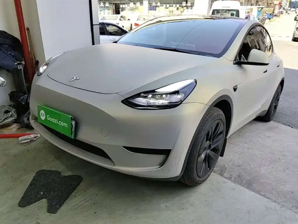 Tesla Model Y — фото 5