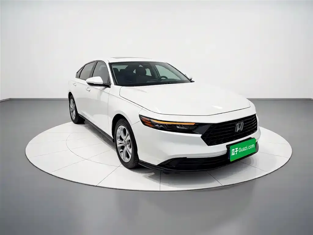 Honda Accord — фото 7