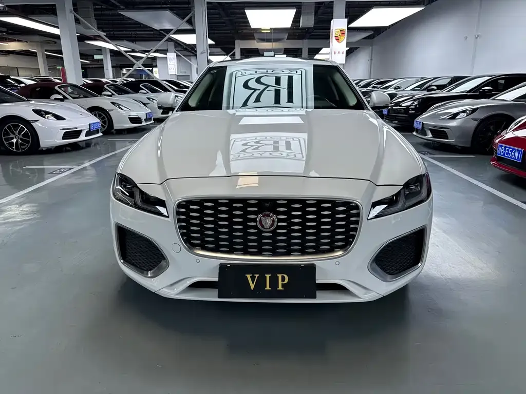Jaguar XFL 2021 из CN, фото 9