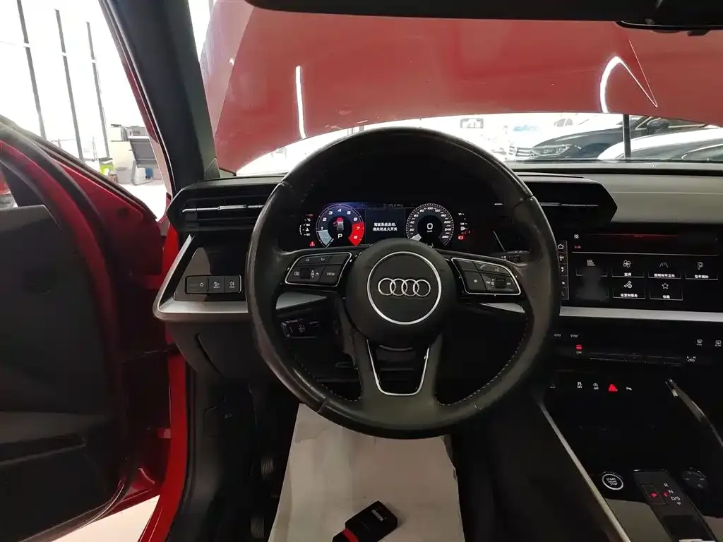 Audi A3 — фото 2