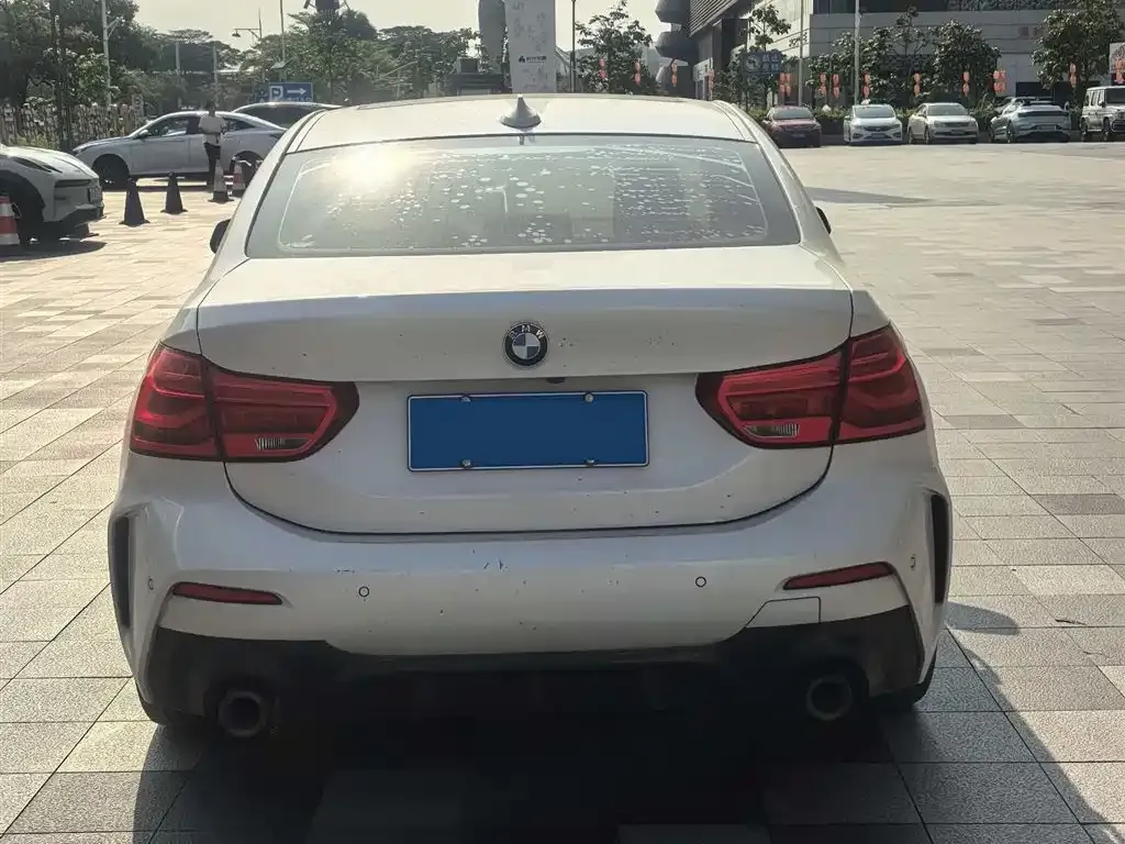 BMW 1 Series 2022 из CN, фото 6