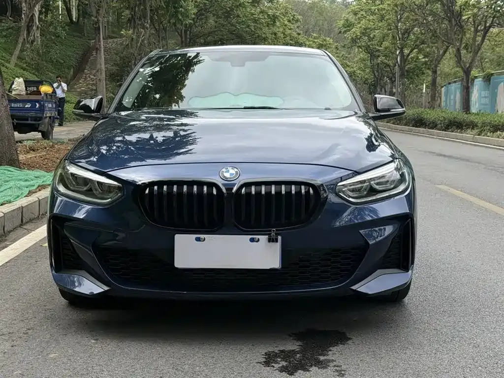BMW 1 Series — фото 1