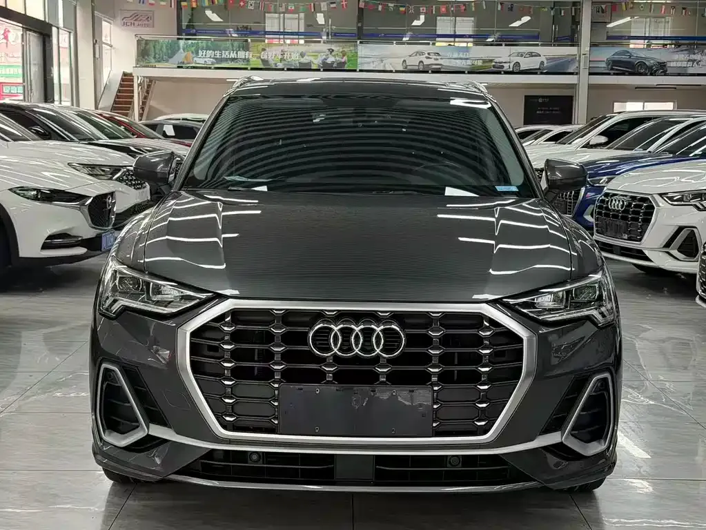 Audi Q3 — фото 5