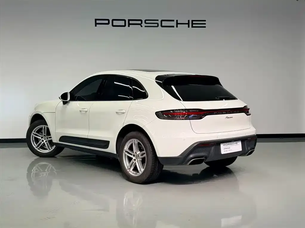 Porsche Macan — фото 7