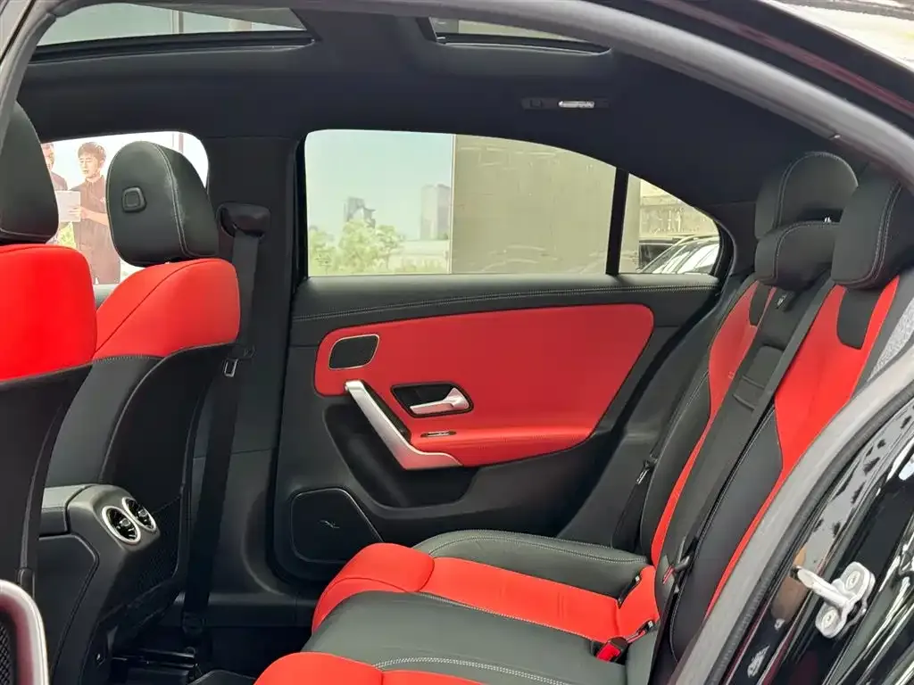 Mercedes-Benz A-Class AMG — фото 2