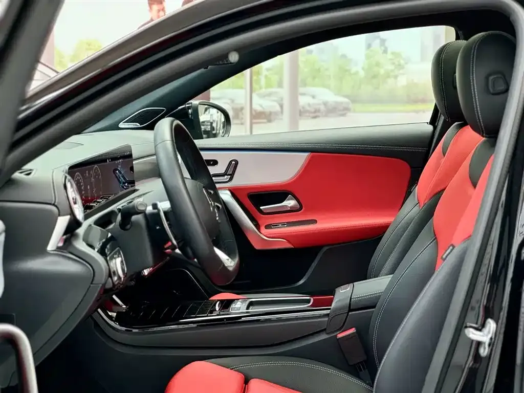 Mercedes-Benz A-Class AMG — фото 7