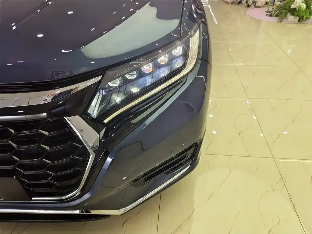 Honda UR-V — фото 5