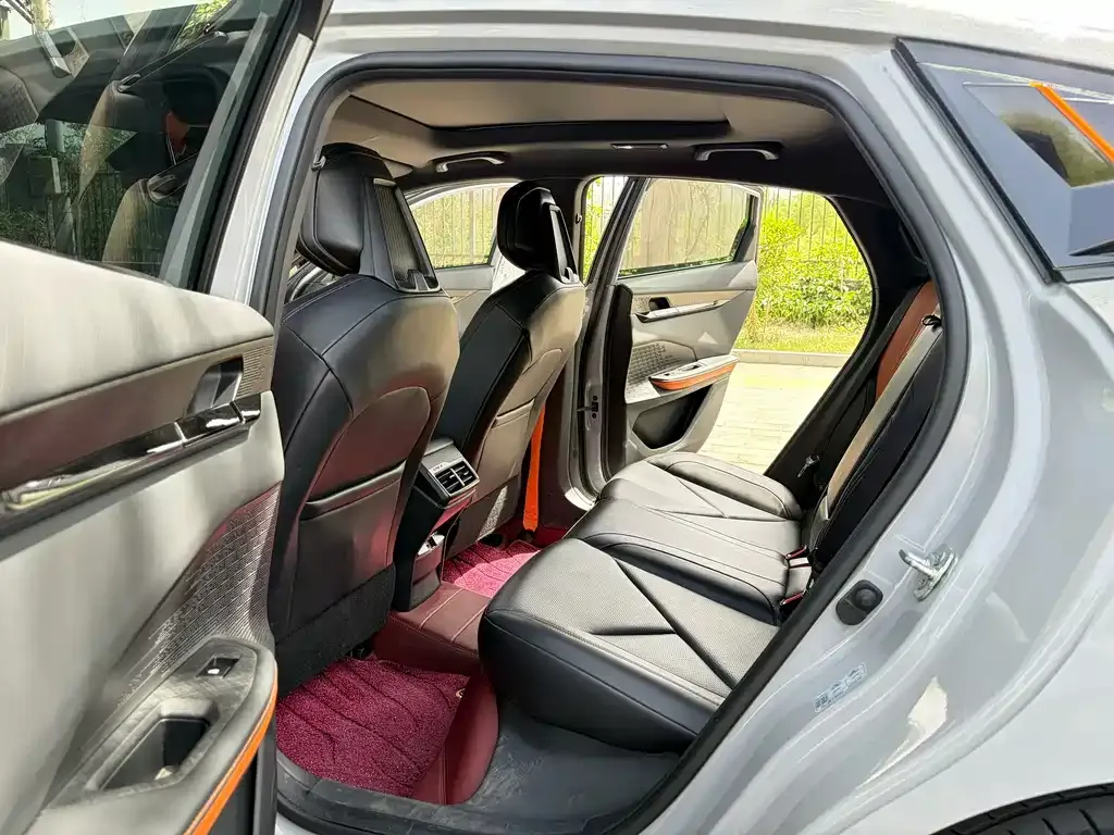 Changan UNI-V 2022 из CN, фото 2