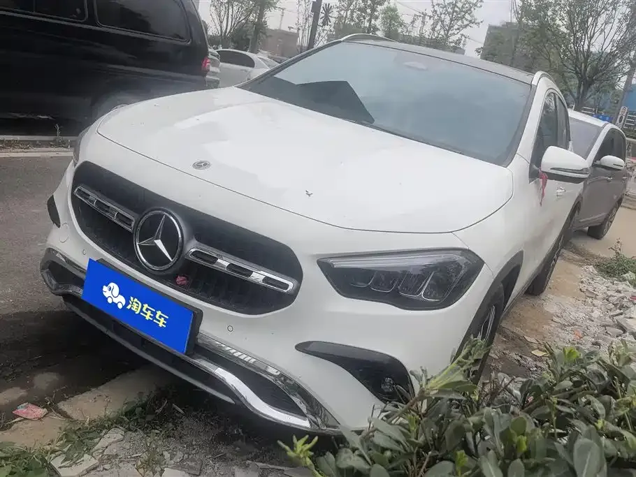 Mercedes-Benz GLA — фото 1