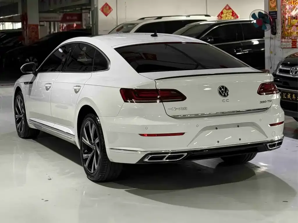 Volkswagen CC — фото 7
