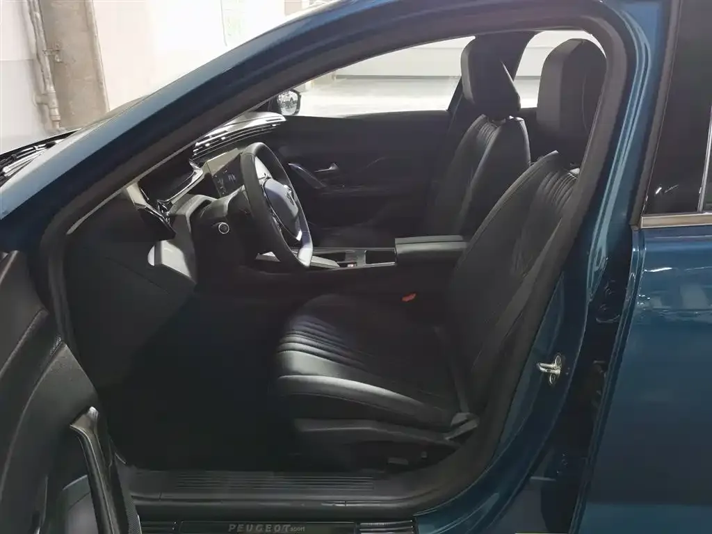 Peugeot 408X 2024 из CN, фото 6