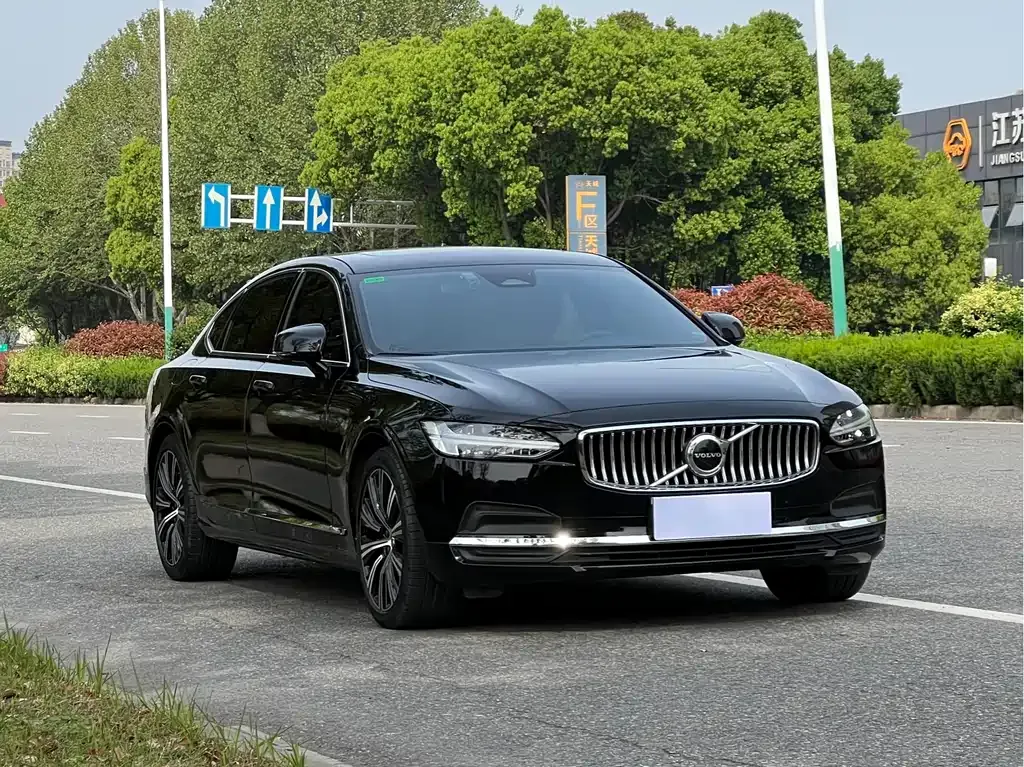 Volvo S90 — фото 6