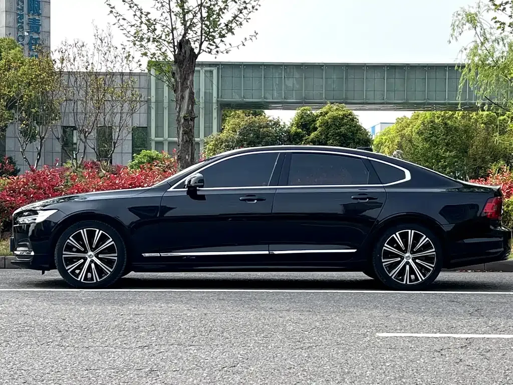 Volvo S90 — фото 10