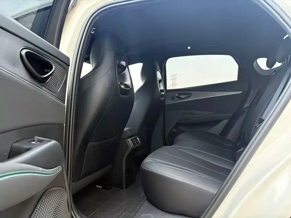 BYD Seal 06 — фото 9