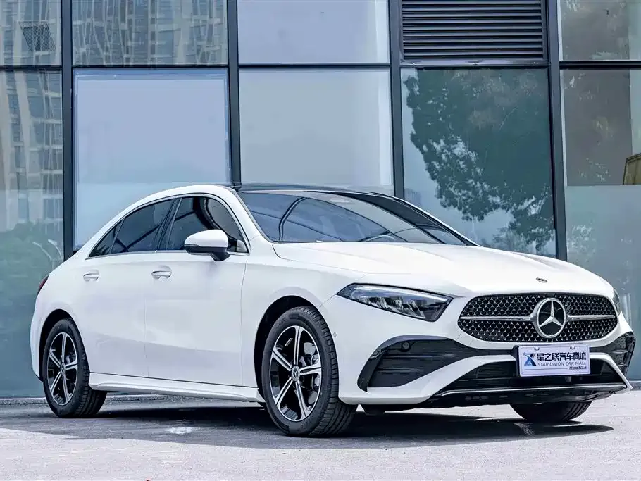 Mercedes-Benz A-Class — фото 10