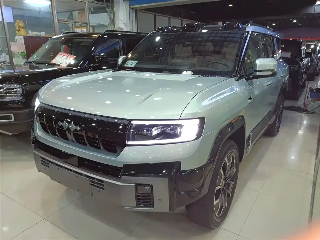 Fang Cheng Bao Leopard 8
