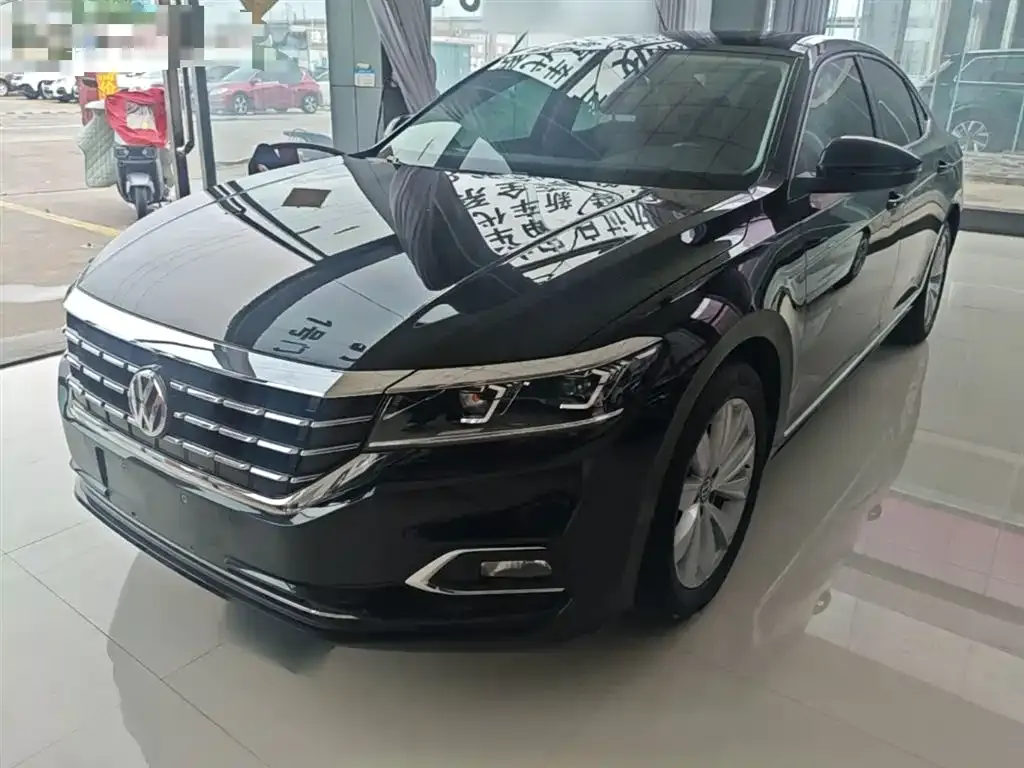 Volkswagen Passat — фото 4