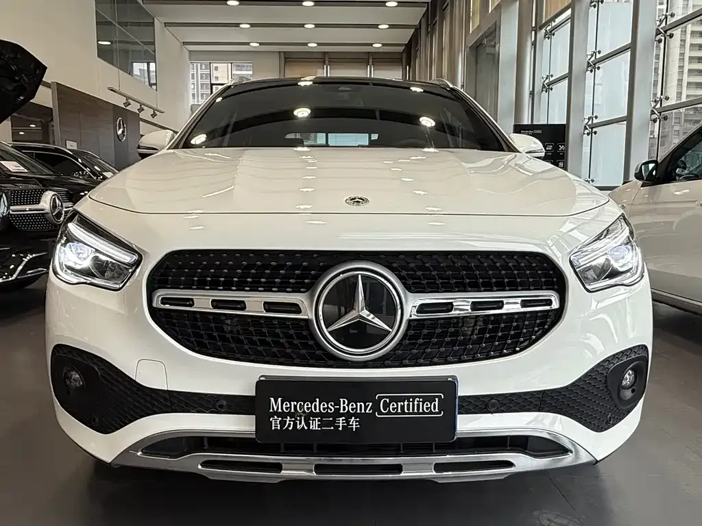 Mercedes-Benz GLA — фото 6