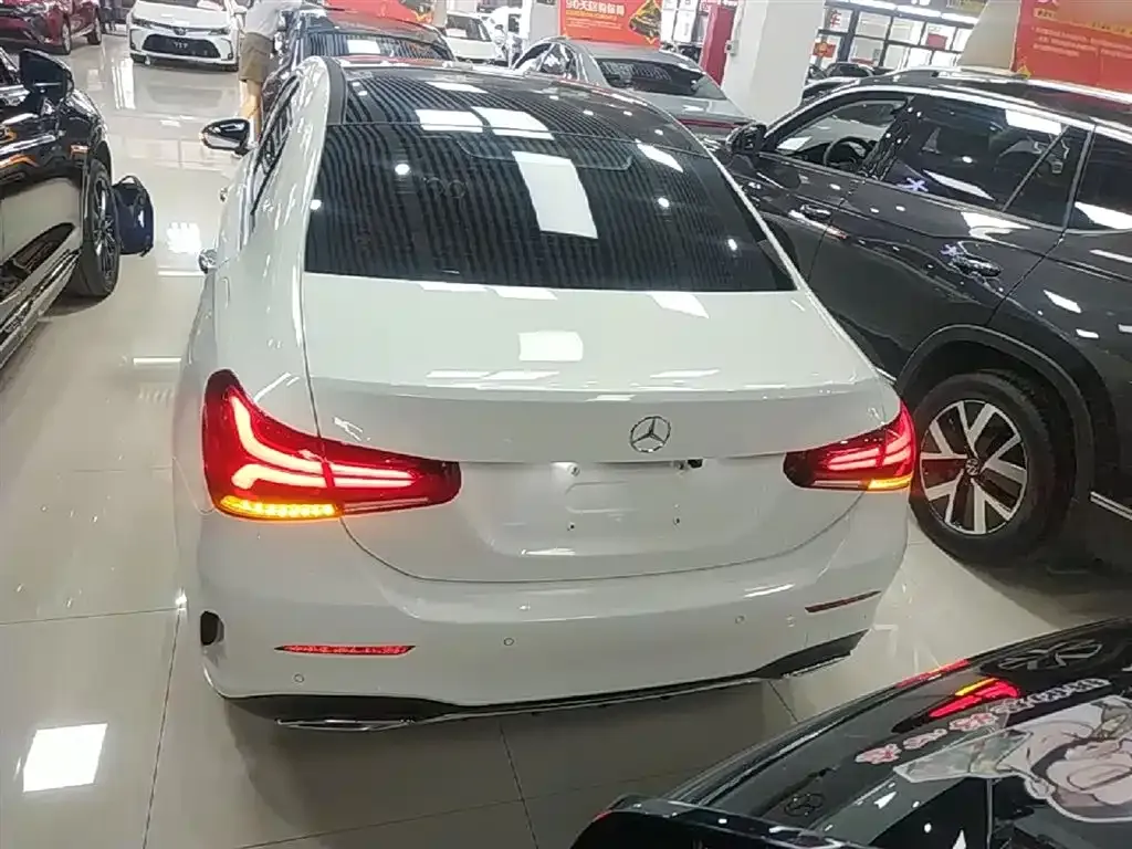 Mercedes-Benz A-Class — фото 10