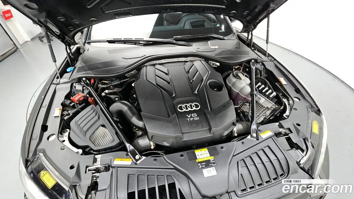 Audi A8 — фото 4