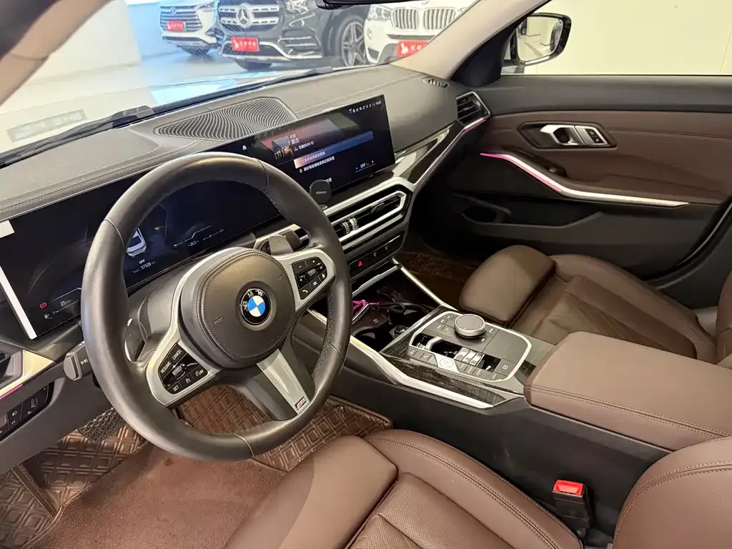 BMW 3 Series 2023 из CN, фото 8