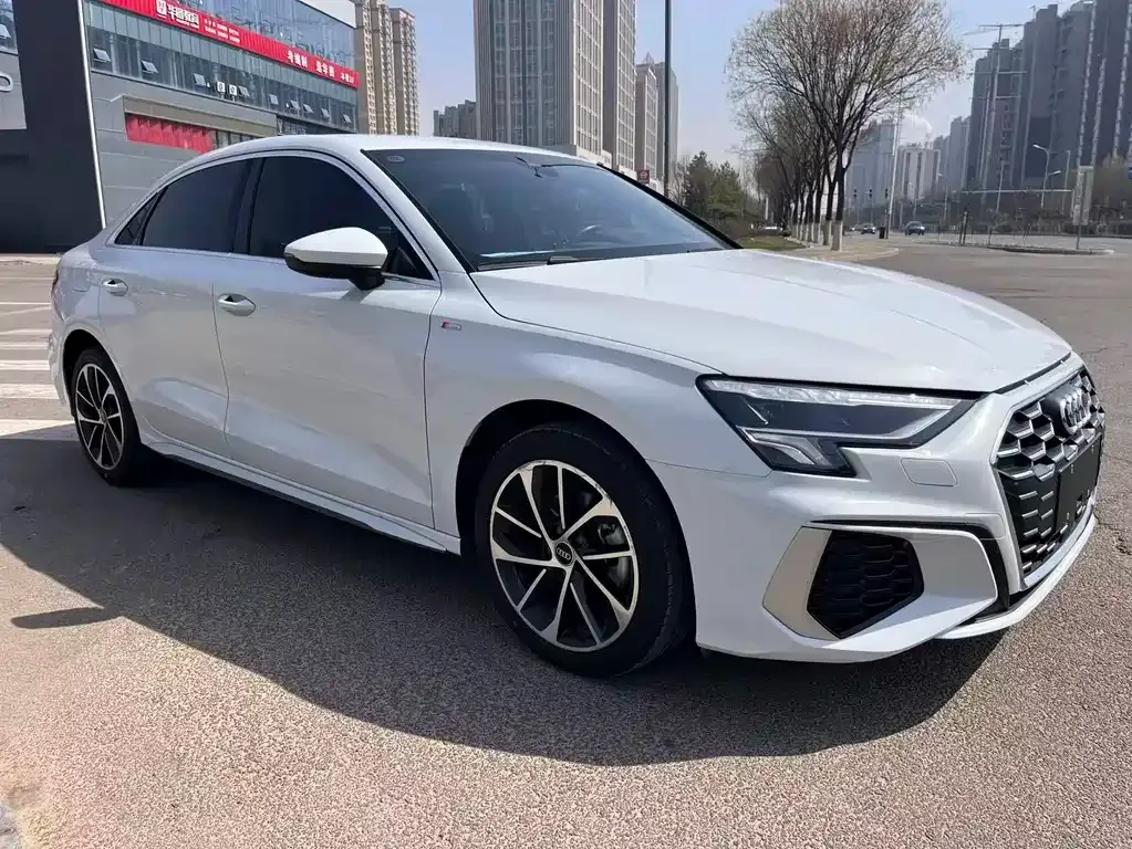Audi A3 2024 из CN, фото 5