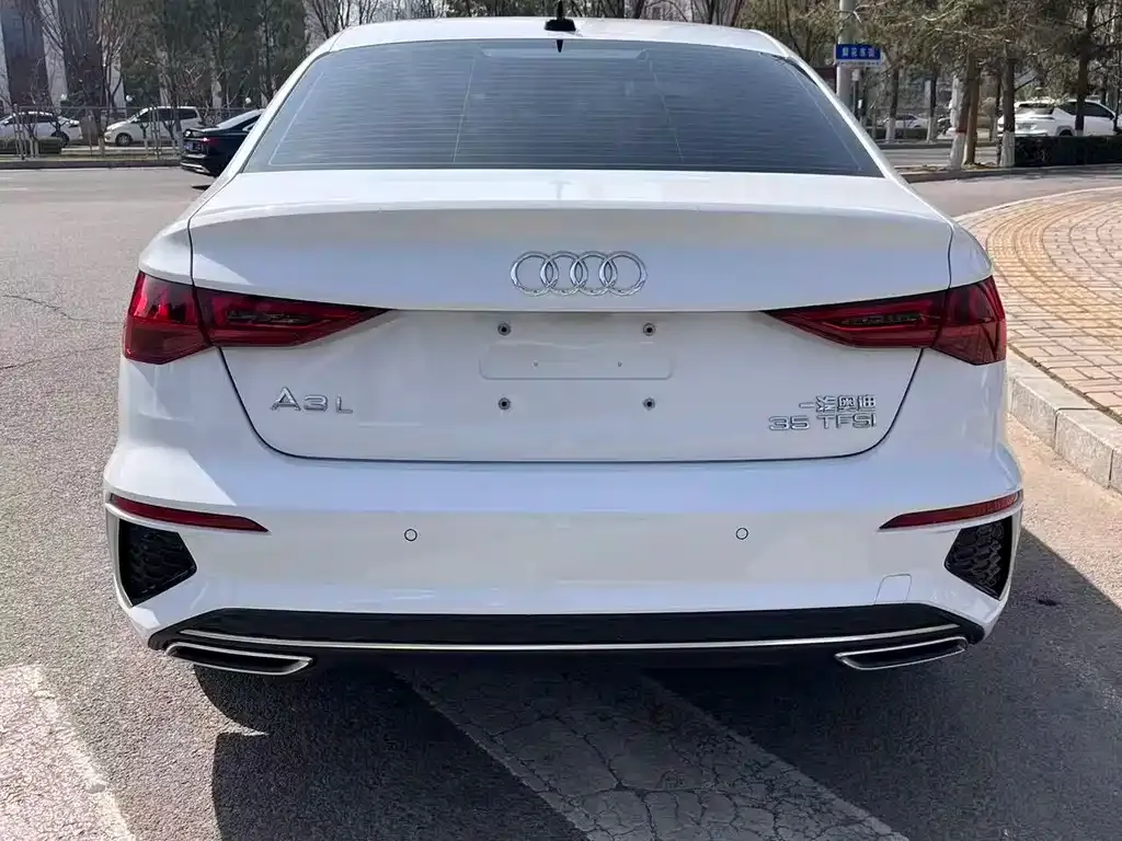 Audi A3 2024 из CN, фото 9