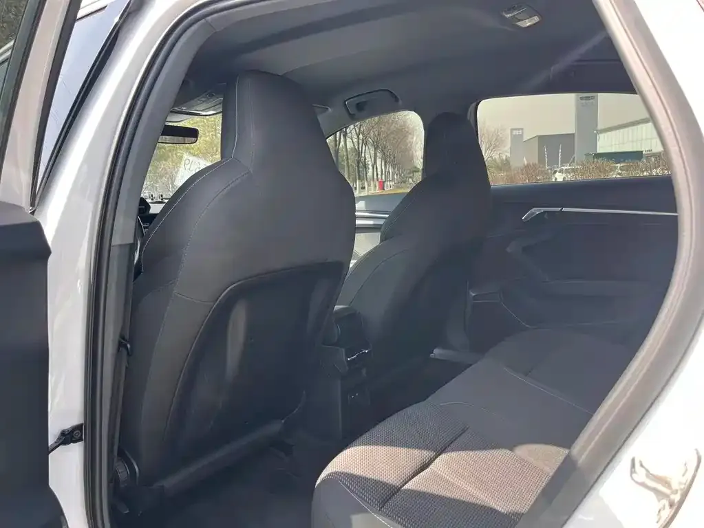 Audi A3 2024 из CN, фото 6