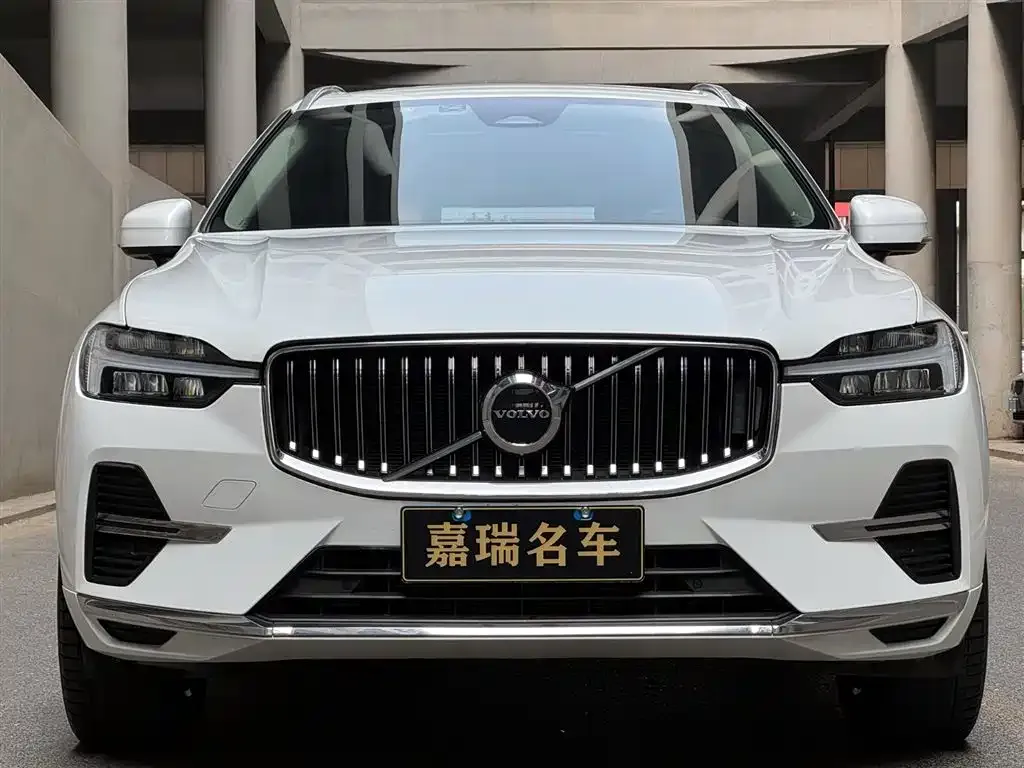 Volvo XC60 — фото 2