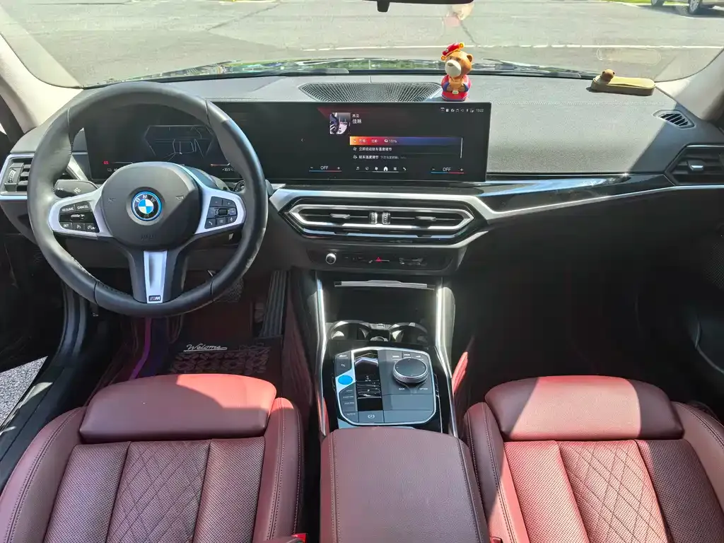 BMW i3 — фото 3