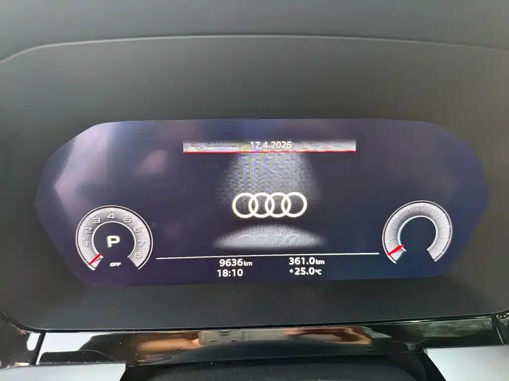 Audi A3 2023 из CN, фото 2