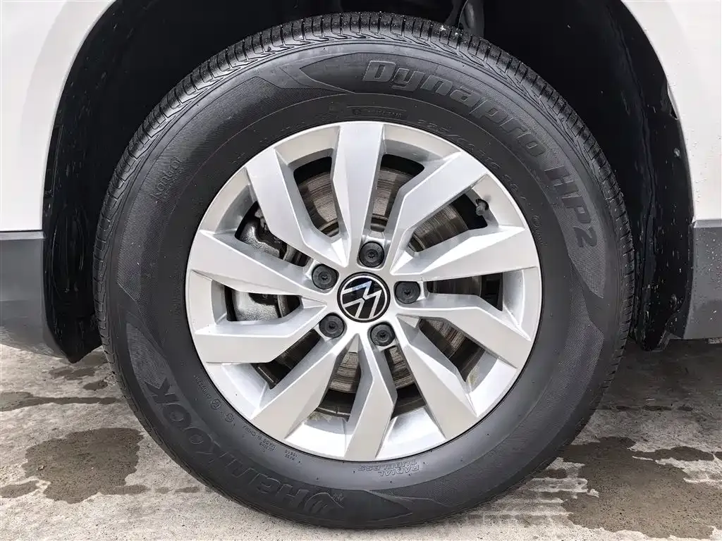 Volkswagen Tharu — фото 2